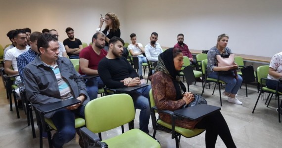 fullslide1